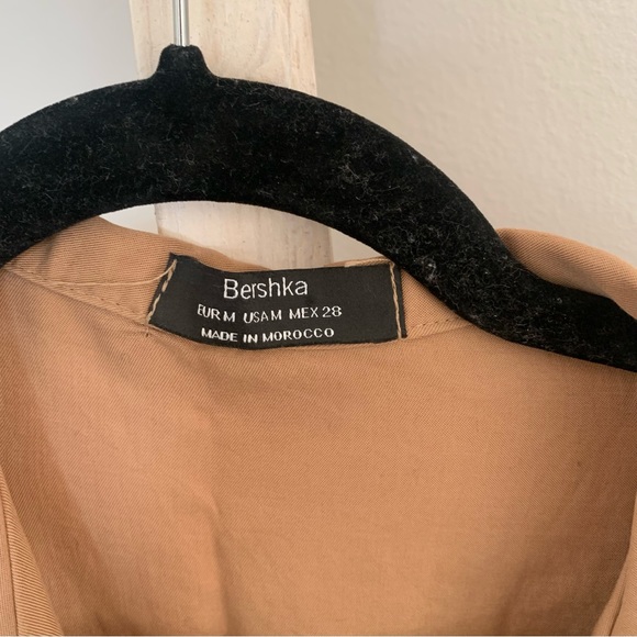 Bershka • Full Length Tan Jumpsuit Coveralls - Picture 11 of 13